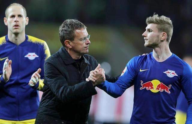 Pop Trading Co登陆首尔，携手七位滑手开启旅程