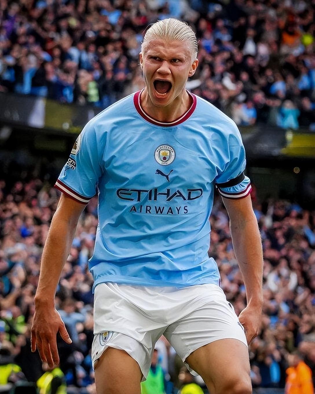 记者：加拉塔萨雷希望免费租借萨拉赫，合同半年800万欧