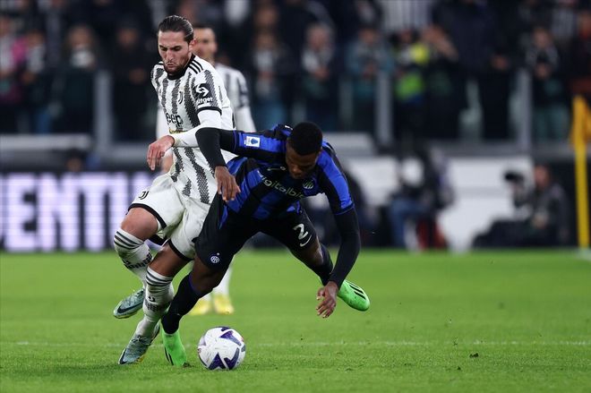 Shams：独行侠愿意聆听关于加福德+汤普森+拉塞尔的报价