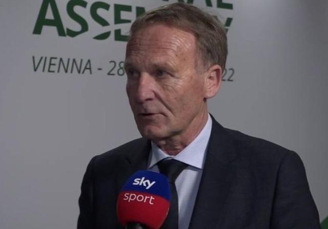 雷斯：我特别喜欢MSN时期的巴萨；最大梦想是赢欧冠或世界杯